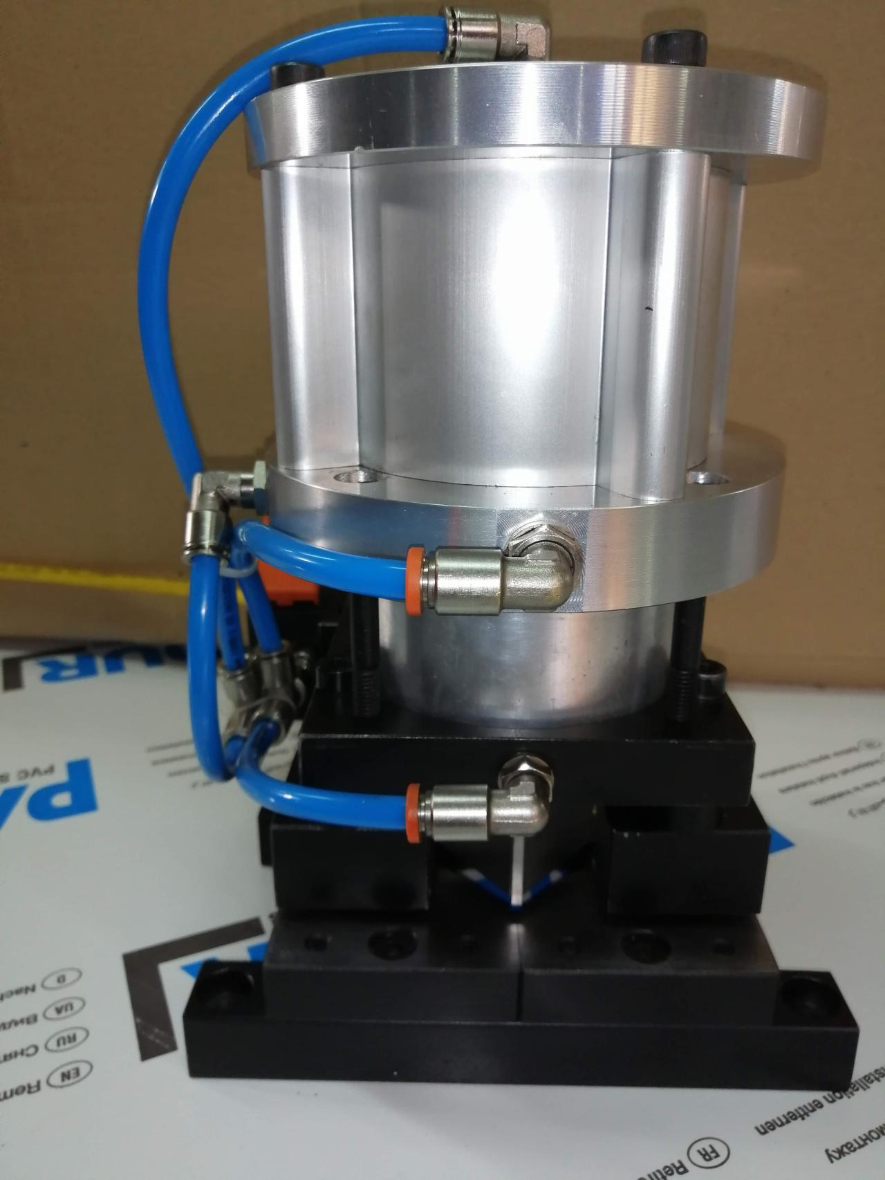 PNEUMATSKA PRESA ZA POBIJANJE ALUMINIJUMSKOG LIMA